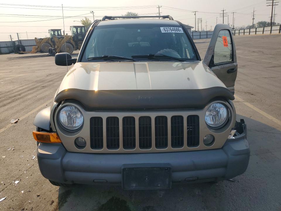 2005 Jeep Liberty მანქანა იყიდება აუქციონზე, vin: 1J4GL48K95W677419, აუქციონის ნომერი: 63764686