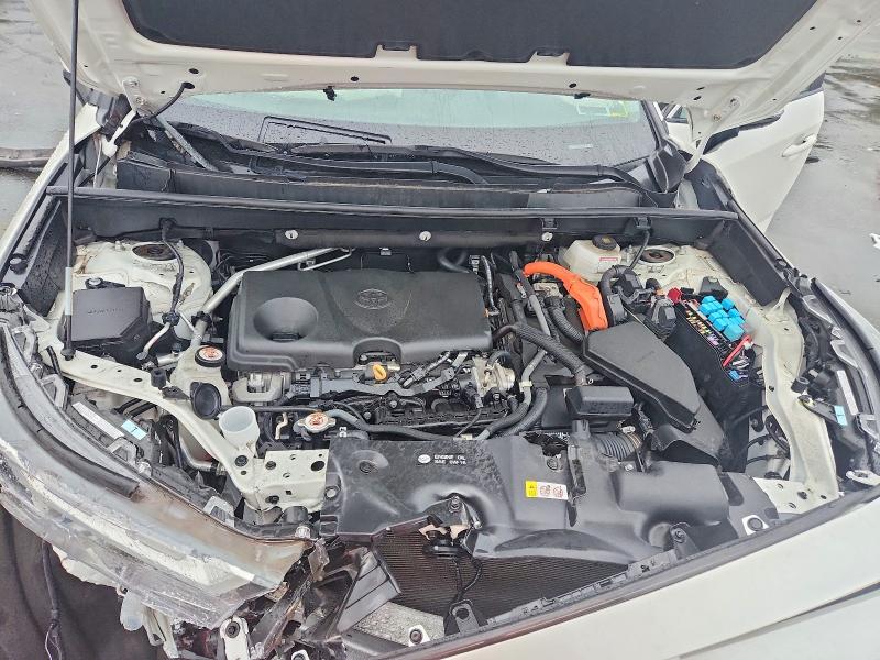 63111516 :رقم المزاد ، 4T3B6RFV8NU076373 vin ، 2022 Toyota Rav4 مزاد بيع