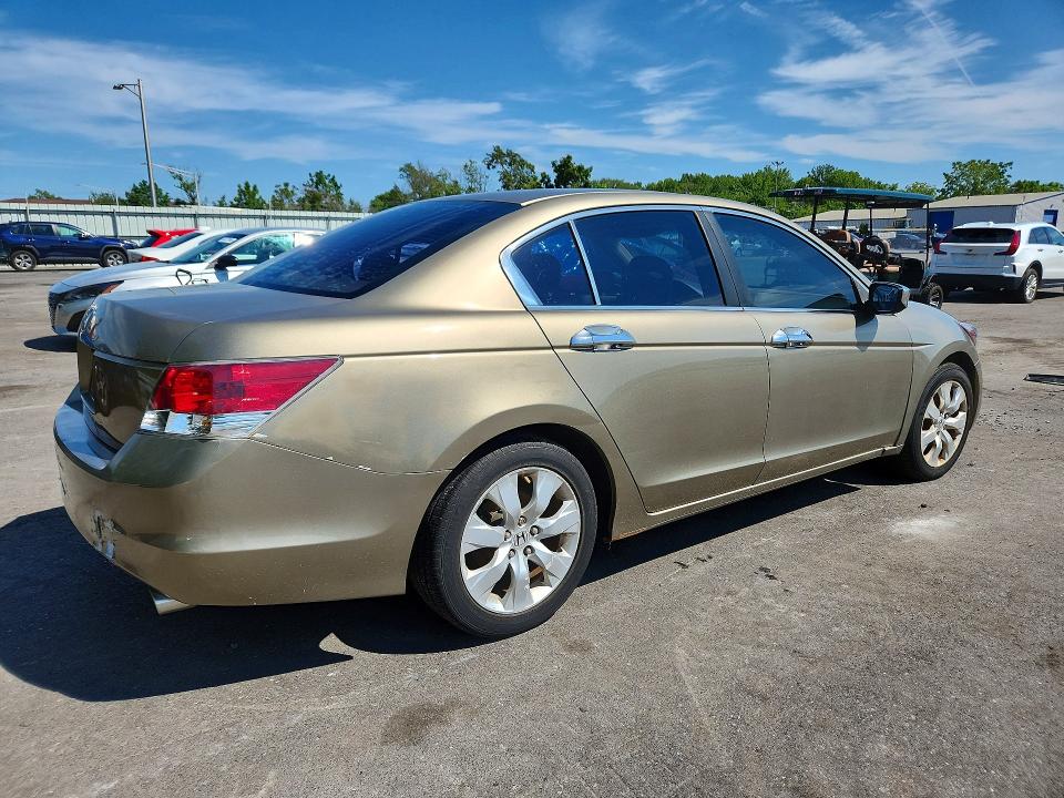 2008 Honda Accord მანქანა იყიდება აუქციონზე, vin: 1HGCP26778A030788, აუქციონის ნომერი: 63341376