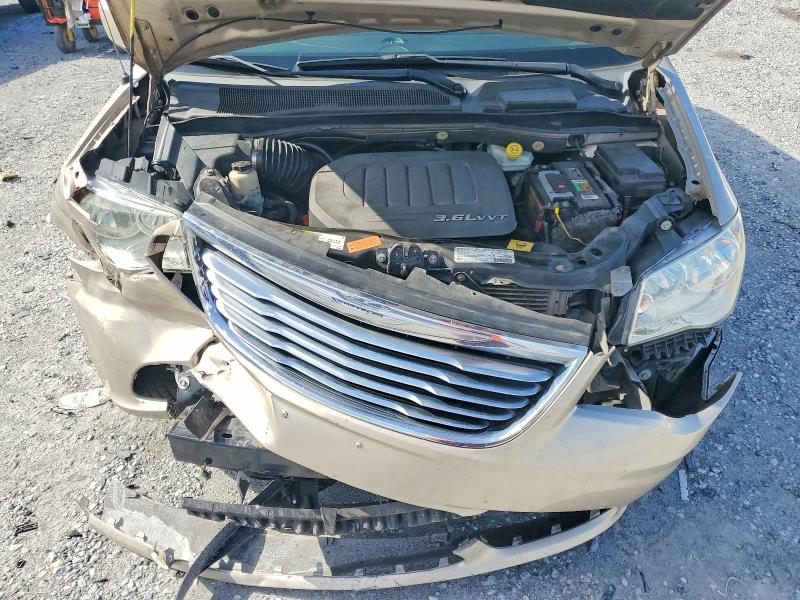 65477546 :رقم المزاد ، 2C4RC1BG3DR566017 vin ، 2013 Chrysler Town & Country مزاد بيع