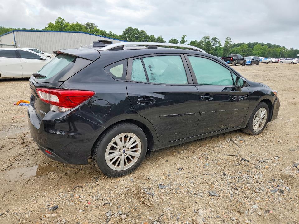 64244126 :رقم المزاد ، 4S3GTAB64J3701332 vin ، 2018 Subaru Impreza مزاد بيع