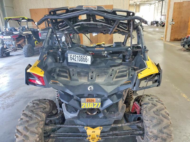 2018 Can-am Maverick X3 მანქანა იყიდება აუქციონზე, vin: 3JBVDAW4XJK000367, აუქციონის ნომერი: 64210866