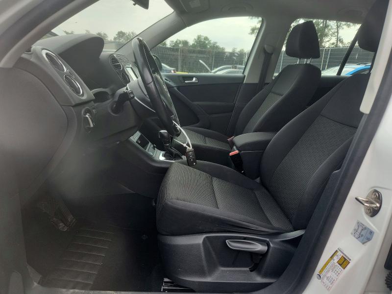 Продаж на аукціоні авто 2018 Volkswagen Tiguan Limited, vin: WVGAV7AX9JK003586, номер лоту: 65167786