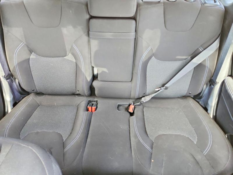 65227646 :رقم المزاد ، 1C4PJMCX8KD218954 vin ، 2019 Jeep Cherokee مزاد بيع