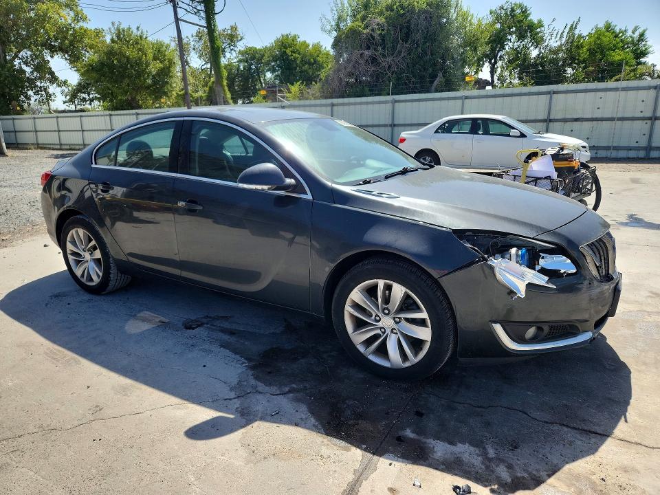 65938086 :رقم المزاد ، 2G4GV5EK4F9259303 vin ، 2015 Buick Regal مزاد بيع