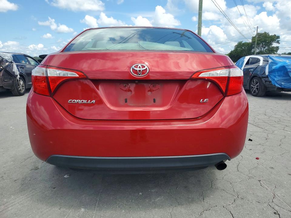 63809016 :رقم المزاد ، 2T1BURHE7FC447120 vin ، 2015 Toyota Corolla مزاد بيع