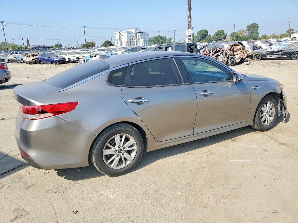 62828696 :رقم المزاد ، 5XXGT4L36JG198411 vin ، 2018 Kia Optima مزاد بيع