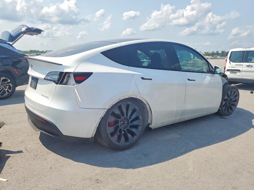 64457216 :رقم المزاد ، 5YJYGDEF5LF003551 vin ، 2020 Tesla Model Y مزاد بيع