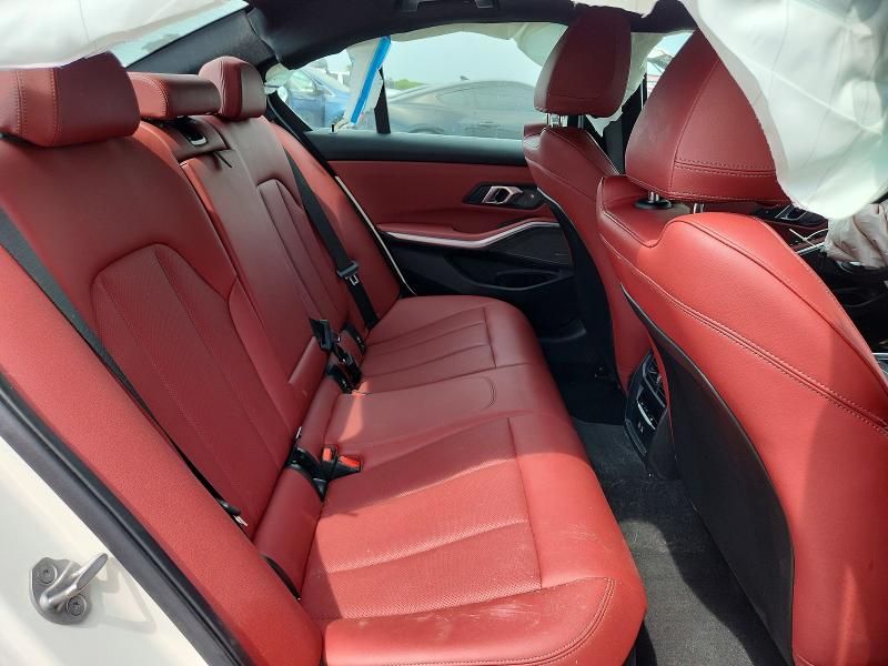 65143106 :رقم المزاد ، 3MW69FF02R8E31272 vin ، 2024 Bmw 330i مزاد بيع