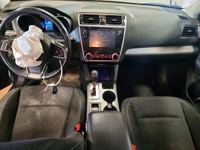 63734136 :رقم المزاد ، 4S4BSACC1J3379410 vin ، 2018 Subaru Outback مزاد بيع