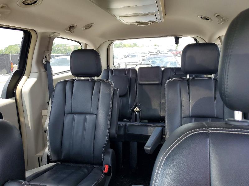 Auction sale of the 2016 Chrysler Town & Country, vin: 2C4RC1BG4GR110774, lot number: 64433516