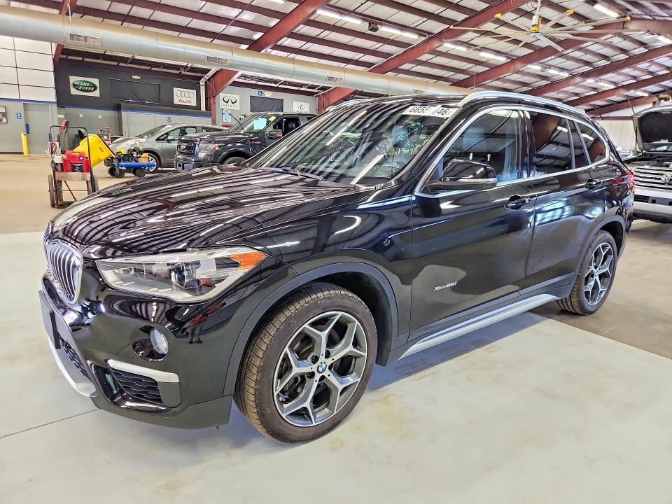 2017 Bmw X1 მანქანა იყიდება აუქციონზე, vin: WBXHT3C37H5F85875, აუქციონის ნომერი: 66553846