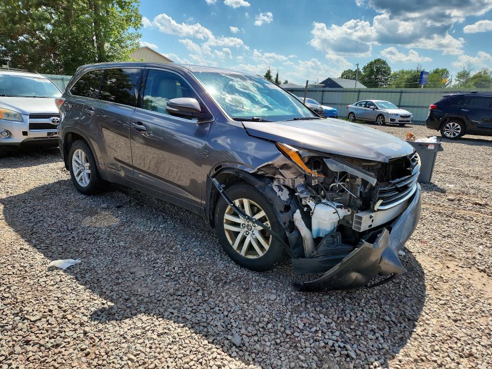 2016 Toyota Highlander მანქანა იყიდება აუქციონზე, vin: 5TDBKRFH6GS336764, აუქციონის ნომერი: 63902516
