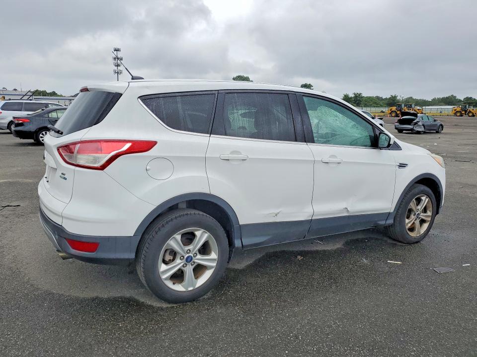 Продажа на аукционе авто 2016 Ford Escape, vin: 1FMCU9GX6GUC49894, номер лота: 64994246