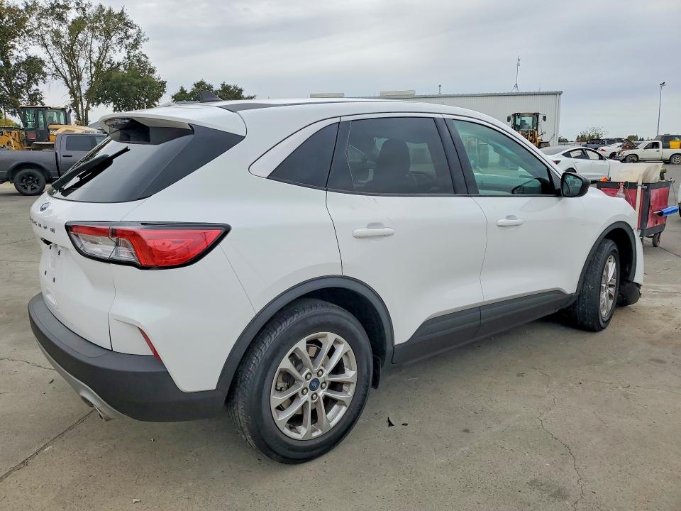 Продажа на аукционе авто 2022 Ford Escape, vin: 1FMCU0G6XNUB12618, номер лота: 66997656