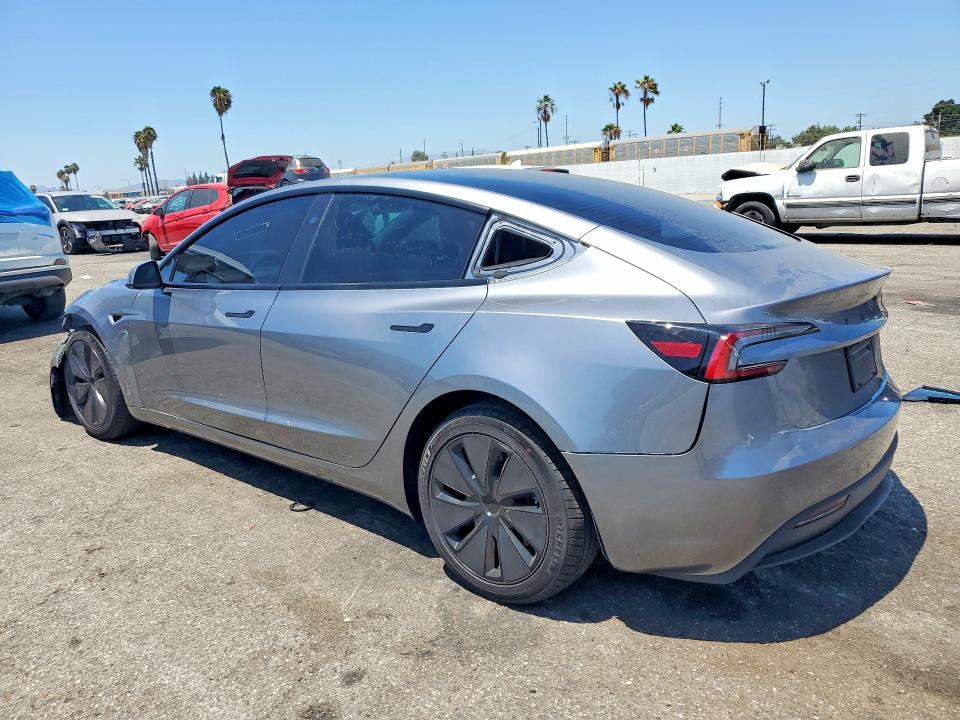 63212746 :رقم المزاد ، 5YJ3E1EA3TF208885 vin ، 2026 Tesla Model 3 مزاد بيع