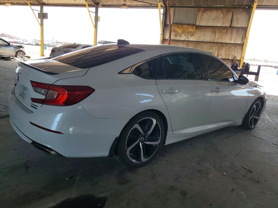 65540686 :رقم المزاد ، 1HGCV1F47NA034132 vin ، 2022 Honda Accord مزاد بيع