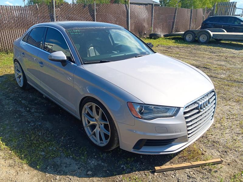62722586 :رقم المزاد ، WAUBFGFF9F1070544 vin ، 2015 Audi A3 مزاد بيع