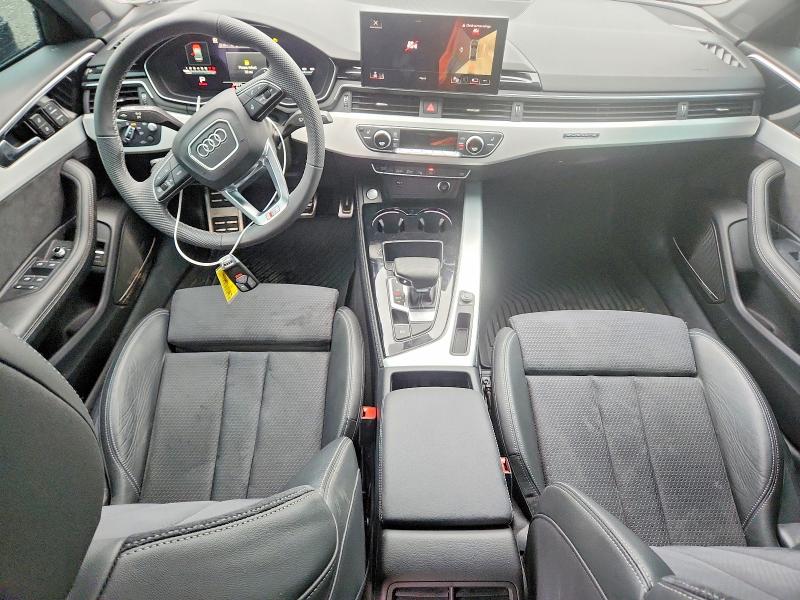 Aukcja sprzedaży 2022 Audi A4, vin: WAUFAAF41NA015810, numer aukcji: 64272236
