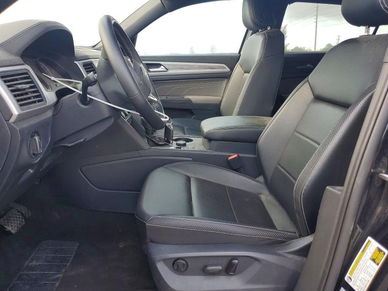 64268116 :رقم المزاد ، 1V2KE2CA2MC207440 vin ، 2021 Volkswagen Atlas Cross Sport مزاد بيع