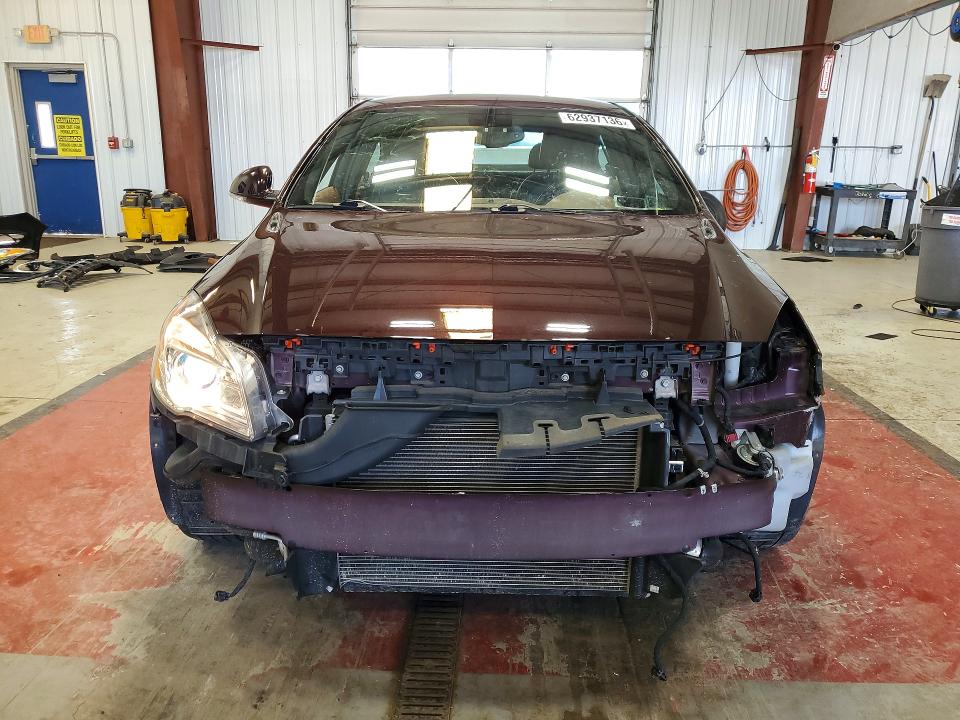 62937136 :رقم المزاد ، 2G4GL5EXXH9154799 vin ، 2017 Buick Regal مزاد بيع