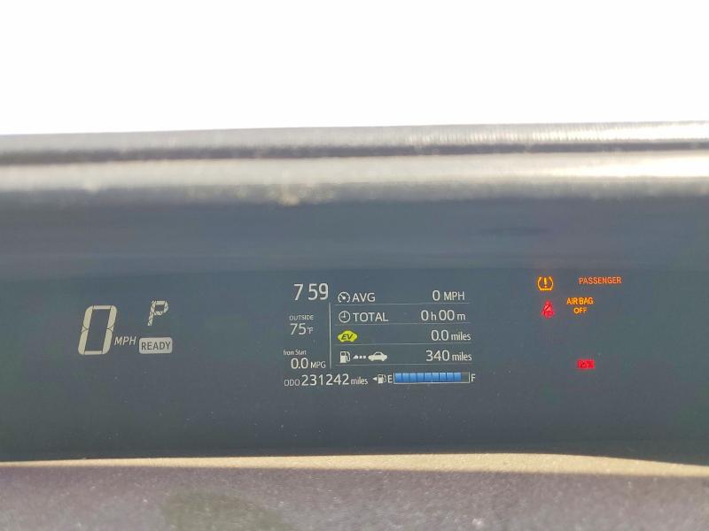 64068556 :رقم المزاد ، JTDKDTB37J1617283 vin ، 2018 Toyota Prius C مزاد بيع