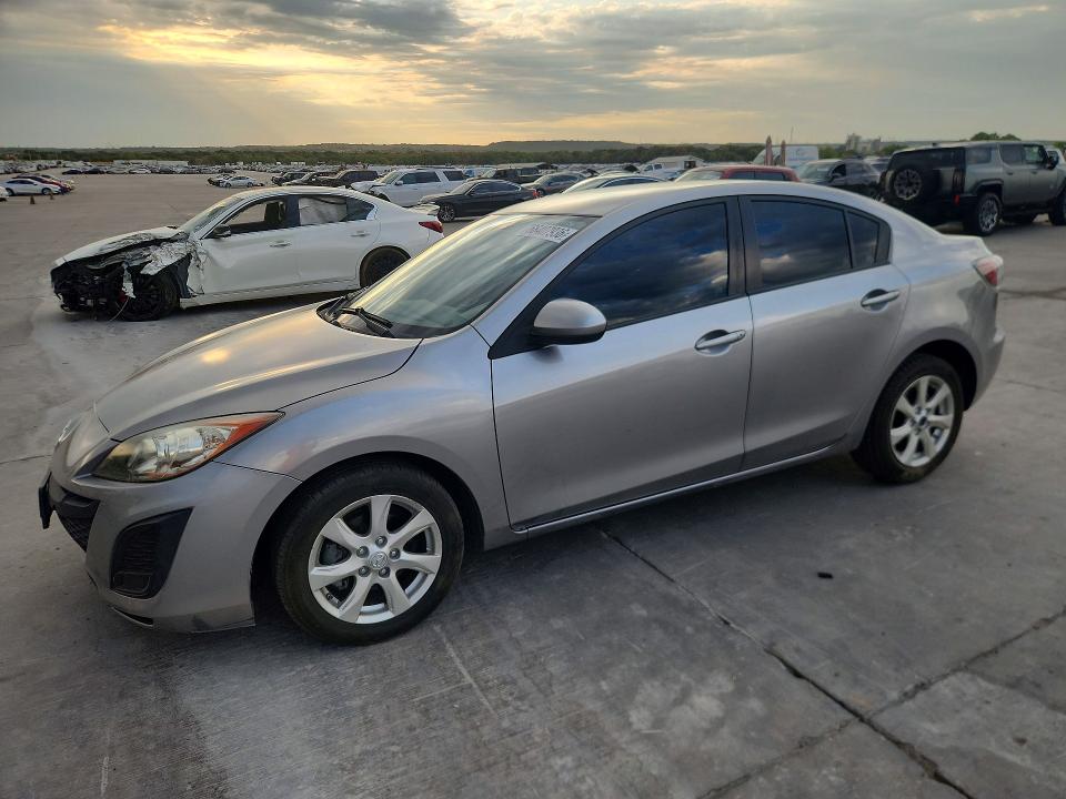 66407936 :رقم المزاد ، JM1BL1VF6B1416912 vin ، 2011 Mazda 3 مزاد بيع