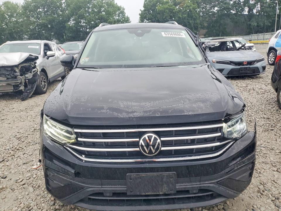 63569886 :رقم المزاد ، 3VVMB7AX0PM077878 vin ، 2023 Volkswagen Tiguan مزاد بيع
