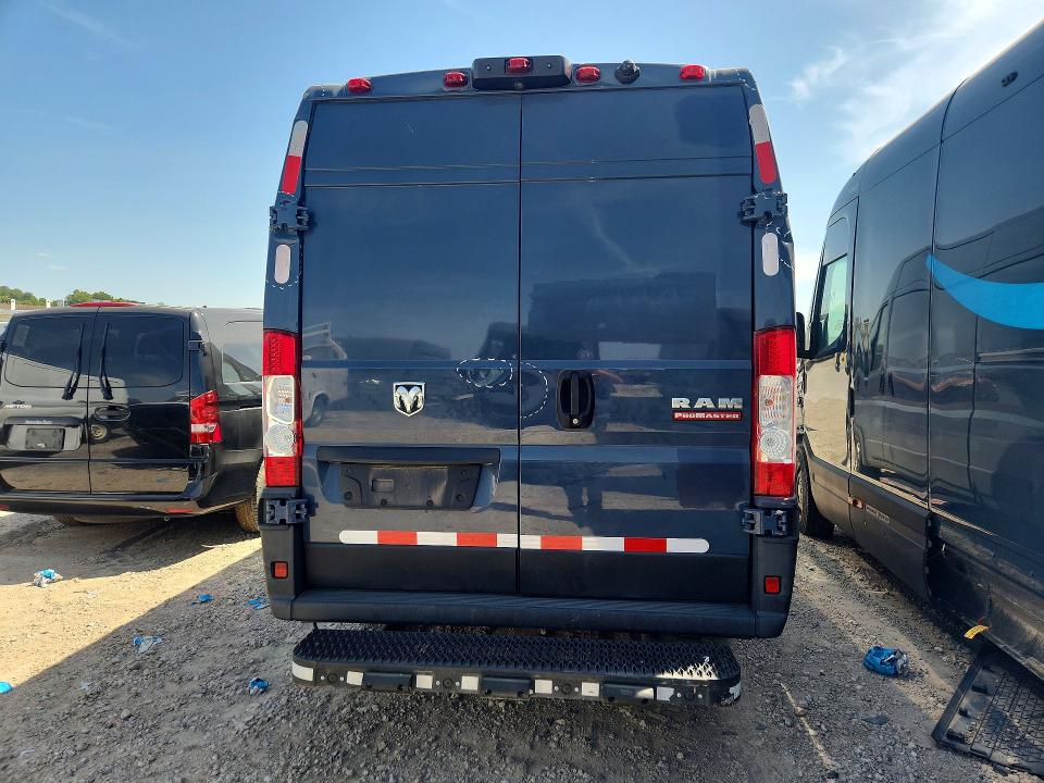 64129816 :رقم المزاد ، 3C6MRVJG3ME586570 vin ، 2021 Ram Promaster 3500 مزاد بيع