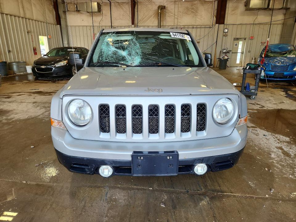 2011 Jeep Patriot მანქანა იყიდება აუქციონზე, vin: 1J4NF1GB4BD274308, აუქციონის ნომერი: 64115686
