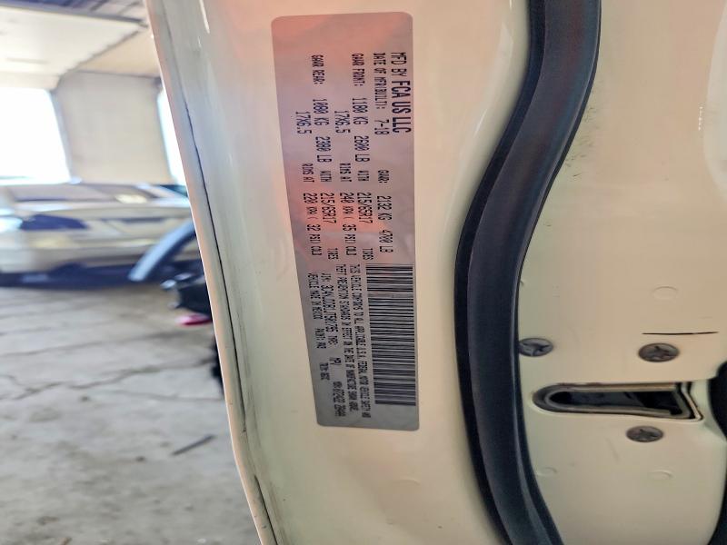 66841166 :رقم المزاد ، 3C4NJDDB1JT501795 vin ، 2018 Jeep Compass مزاد بيع
