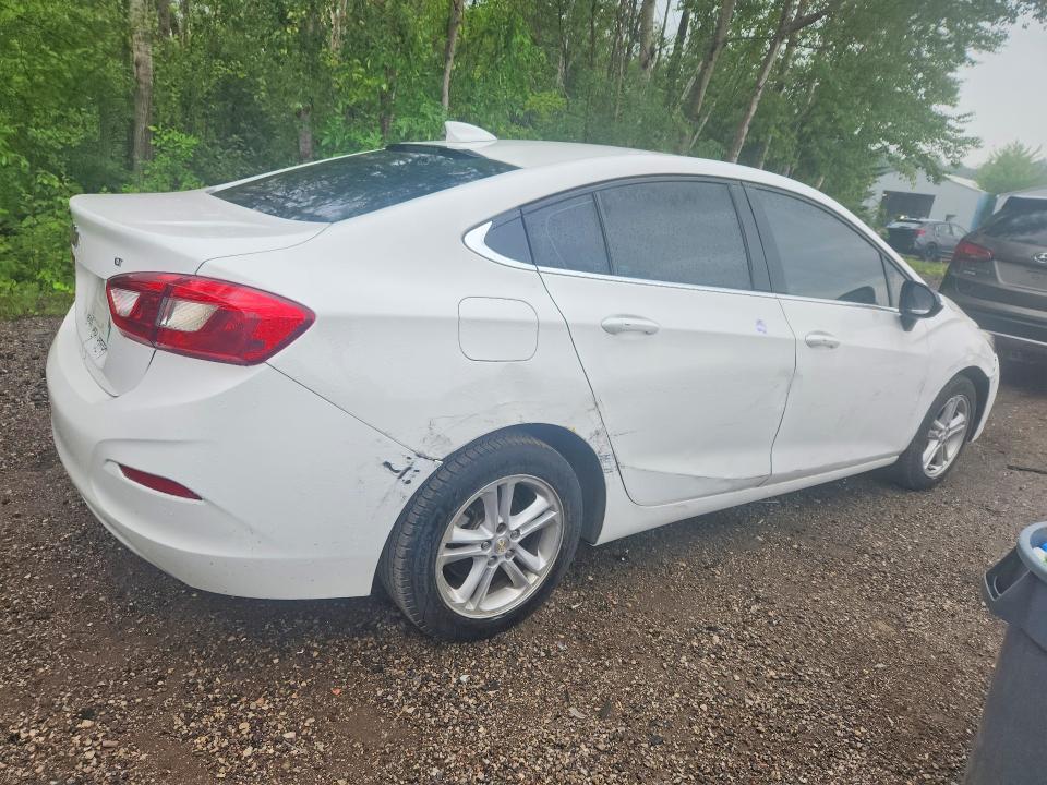 Aukcja sprzedaży 2018 Chevrolet Cruze, vin: 1G1BE5SM9J7206880, numer aukcji: 62413346