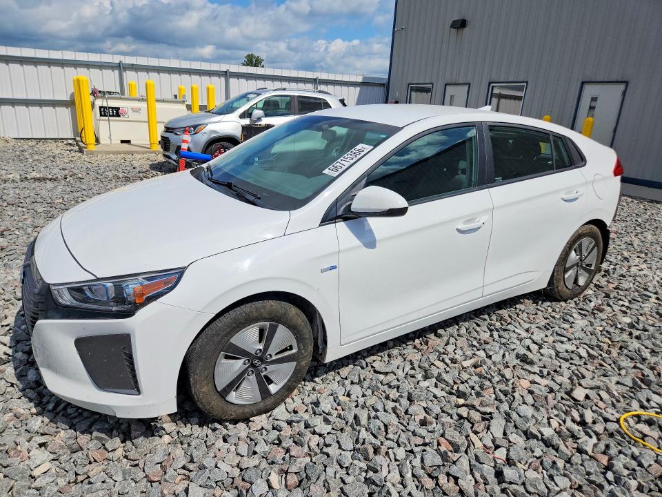 Auction sale of the 2018 Hyundai Ioniq, vin: KMHC65LC2JU091373, lot number: 66715366