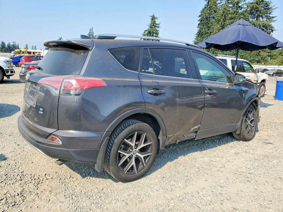 Продажа на аукционе авто 2016 Toyota Rav4, vin: JTMJFREV8GJ103246, номер лота: 65034136