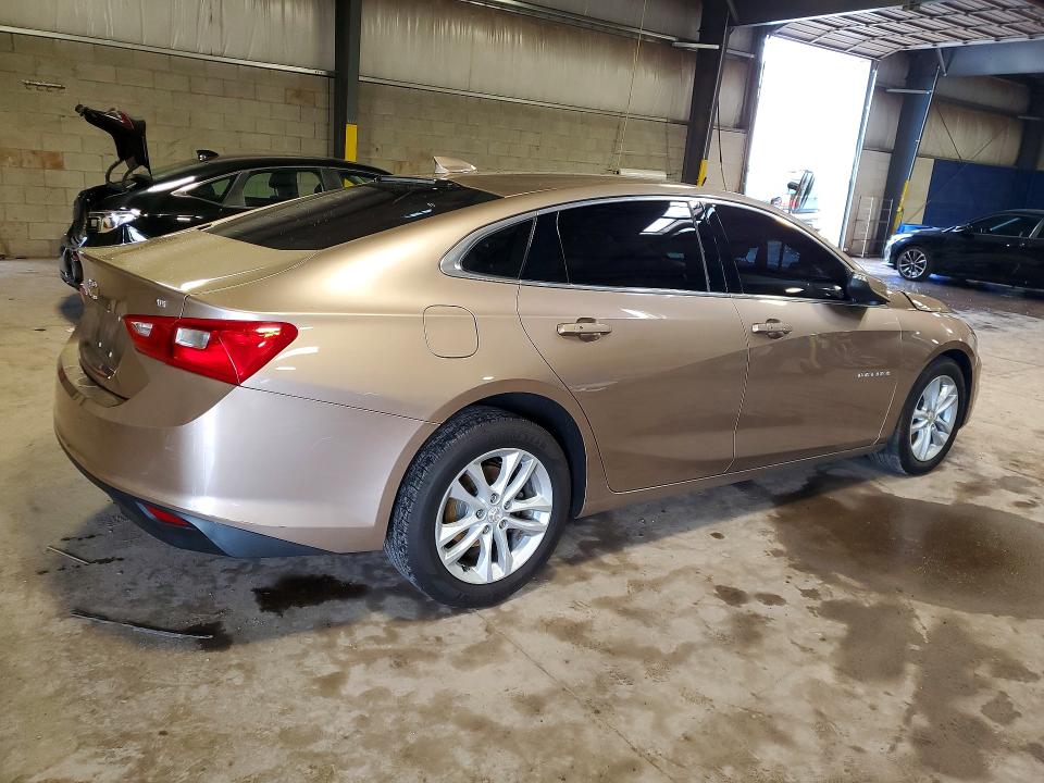 Auction sale of the 2018 Chevrolet Malibu, vin: 1G1ZD5ST8JF171876, lot number: 62898206