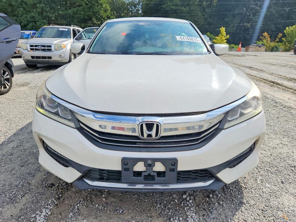 2016 Honda Accord მანქანა იყიდება აუქციონზე, vin: 1HGCR2F51GA147354, აუქციონის ნომერი: 64189816