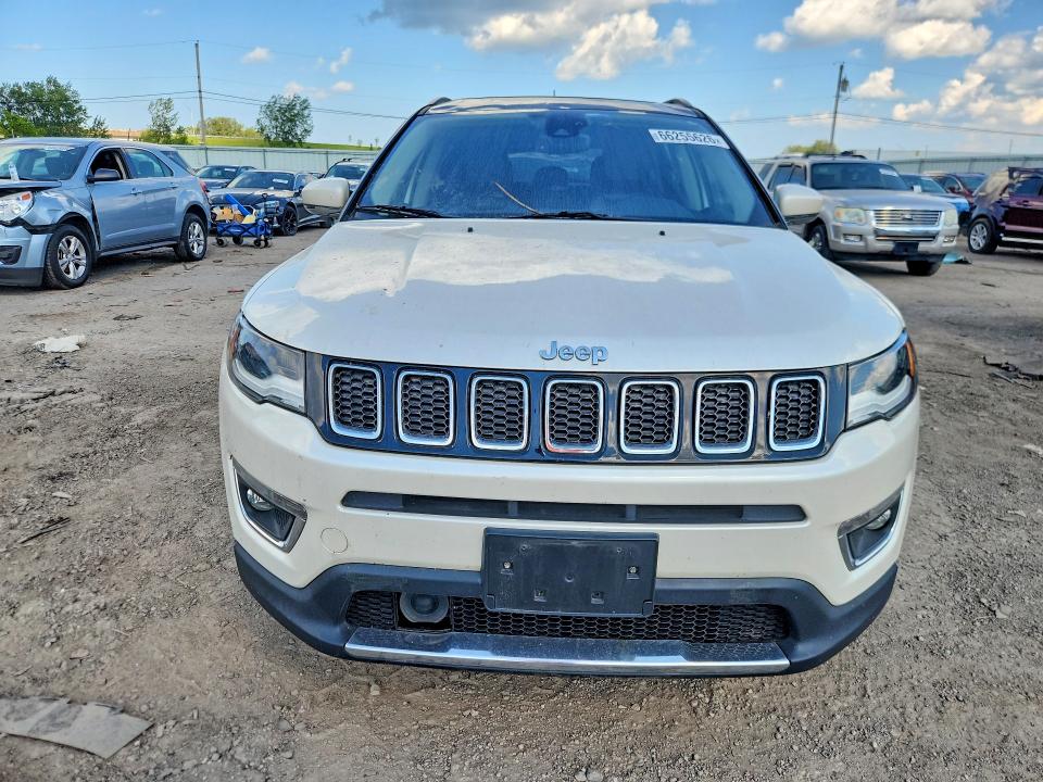 66255626 :رقم المزاد ، 3C4NJDCB5JT245145 vin ، 2018 Jeep Compass مزاد بيع