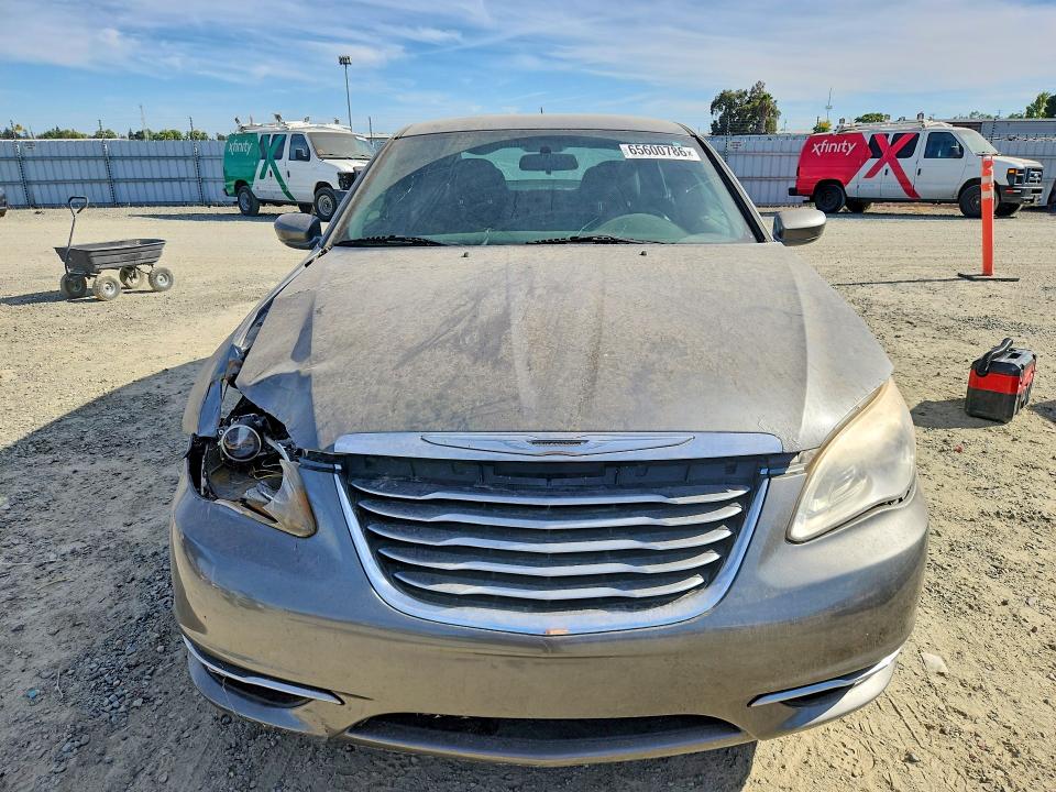Продажа на аукционе авто 2012 Chrysler 200, vin: 1C3CCBAB1CN145110, номер лота: 65600786