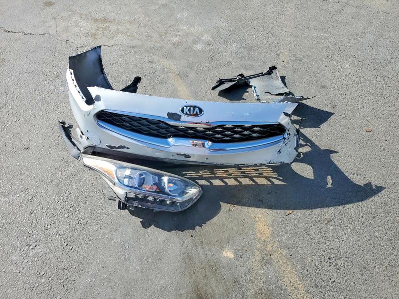 2020 Kia Forte მანქანა იყიდება აუქციონზე, vin: 3KPF54AD1LE211675, აუქციონის ნომერი: 65344516