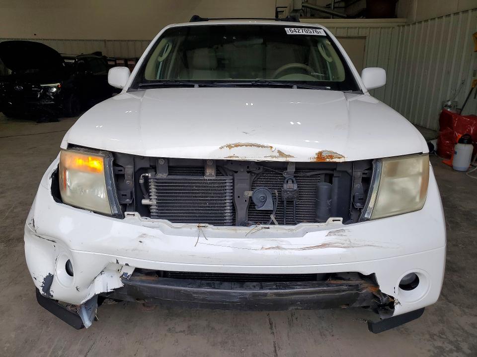 2005 Nissan Pathfinder მანქანა იყიდება აუქციონზე, vin: 5N1AR18W55C766171, აუქციონის ნომერი: 64270576