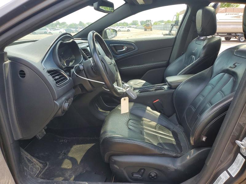 Продаж на аукціоні авто 2016 Chrysler 200, vin: 1C3CCCBG3GN176557, номер лоту: 63498646
