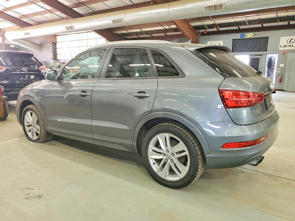 65329246 :رقم المزاد ، WA1ECCFS2HR013468 vin ، 2017 Audi Q3 مزاد بيع