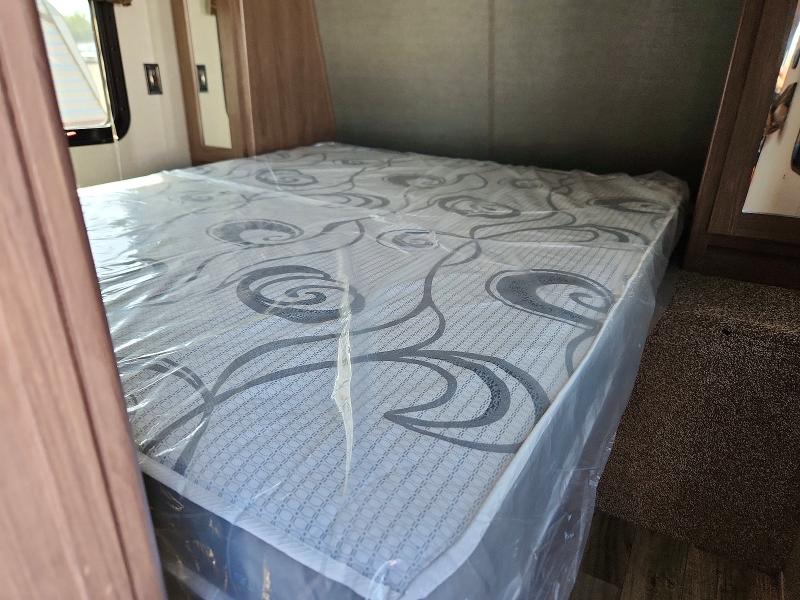 Aukcja sprzedaży 2018 Keystone Hideout, vin: 4YDT24229J7245009, numer aukcji: 64391736