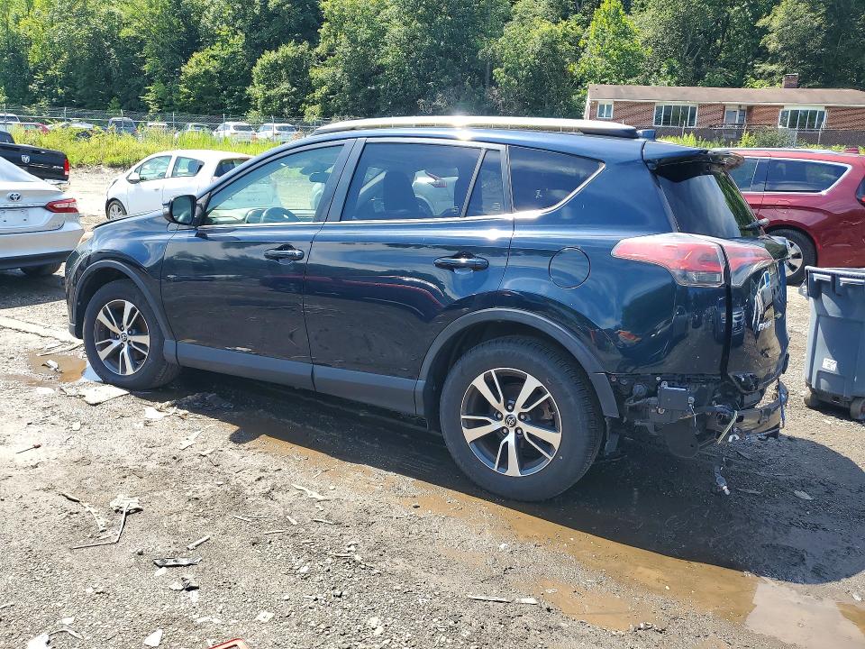 62950876 :رقم المزاد ، JTMRFREV3JJ256157 vin ، 2018 Toyota Rav4 مزاد بيع