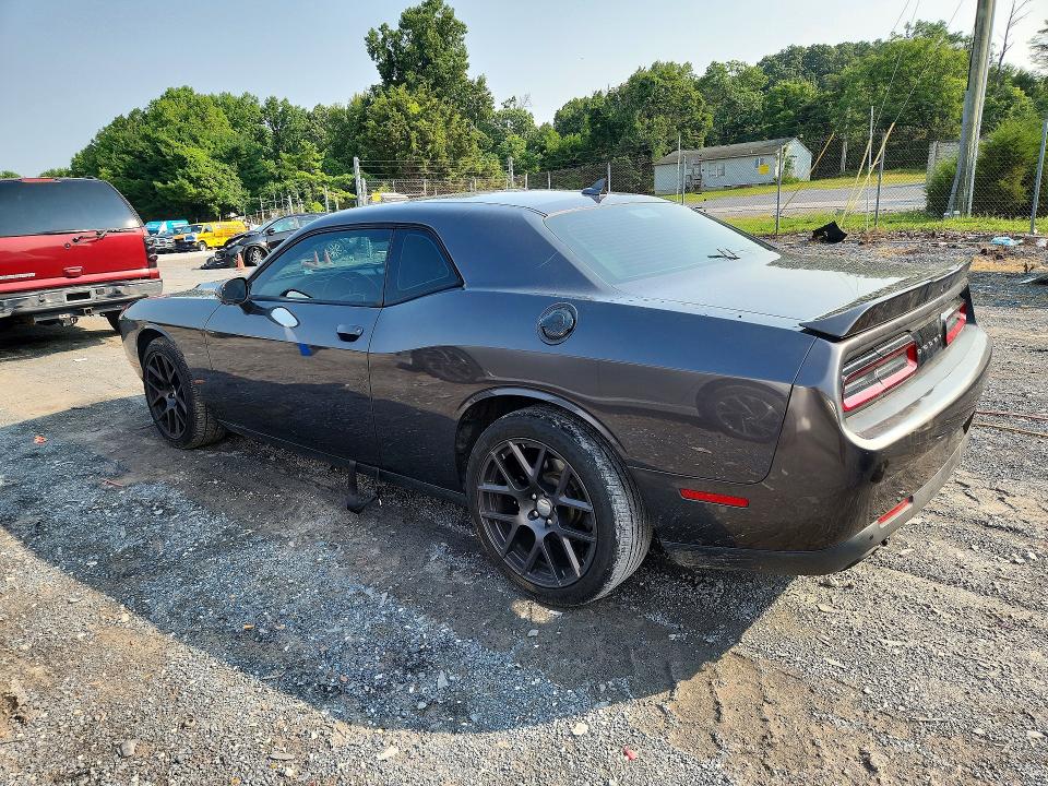 64705406 :رقم المزاد ، 2C3CDZBT7GH101494 vin ، 2016 Dodge Challenger مزاد بيع