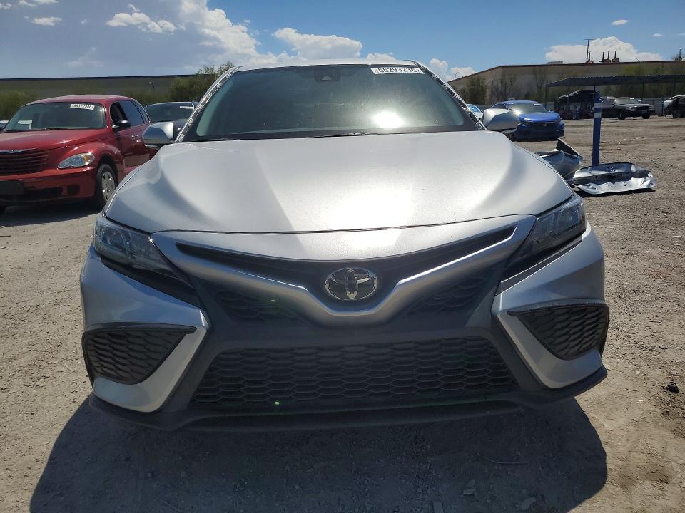 2024 Toyota Camry მანქანა იყიდება აუქციონზე, vin: 4T1G11AK1RU844440, აუქციონის ნომერი: 66293236