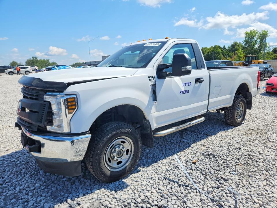 66239546 :رقم المزاد ، 1FTBF2B68KED62846 vin ، 2019 Ford F250 مزاد بيع