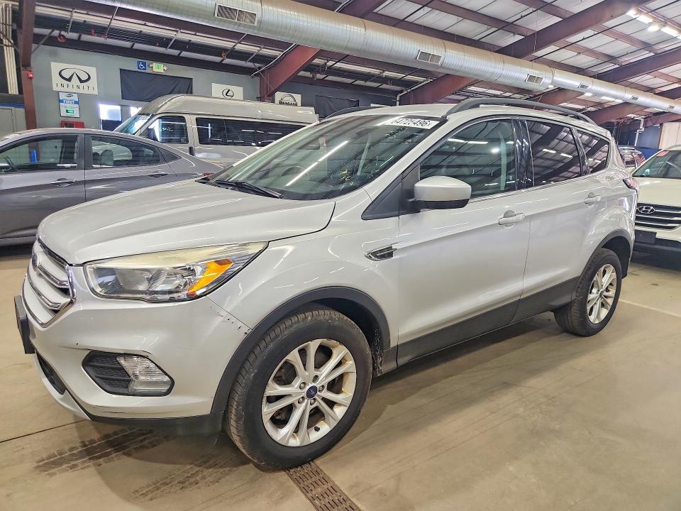 64725496 :رقم المزاد ، 1FMCU9GD2JUA75321 vin ، 2018 Ford Escape مزاد بيع