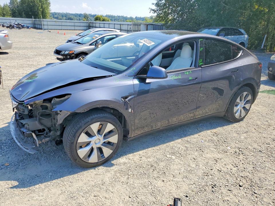 2021 Tesla Model Y მანქანა იყიდება აუქციონზე, vin: 5YJYGAEE8MF301504, აუქციონის ნომერი: 64603386