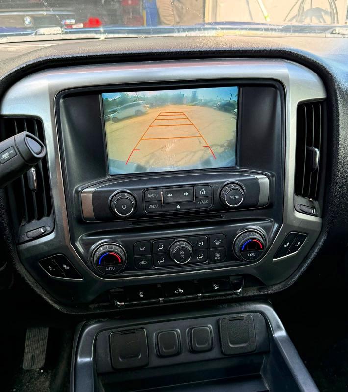 Продаж на аукціоні авто 2017 Chevrolet Silverado, vin: 1GCVKREC8HZ243781, номер лоту: 63797456